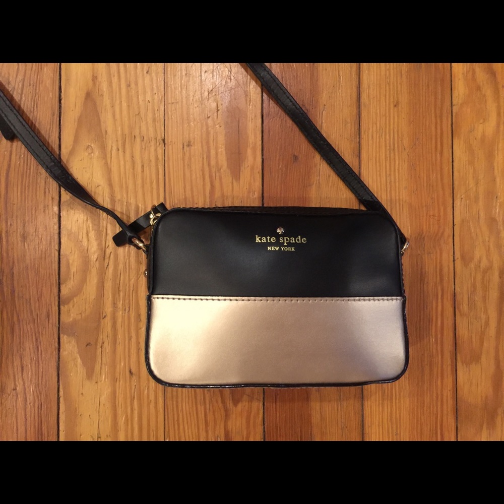 Kate Spade Crossbody purse